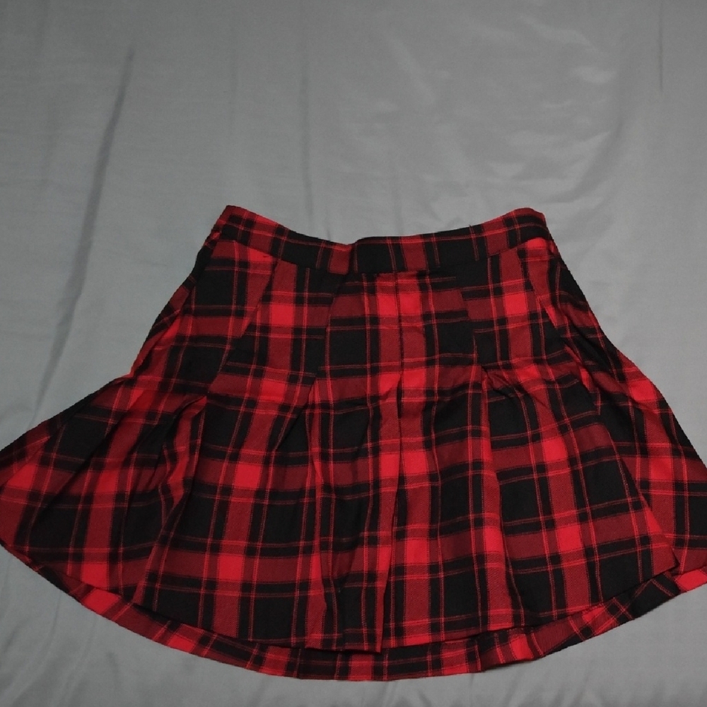 Divided Red and Black Plaid Skirt